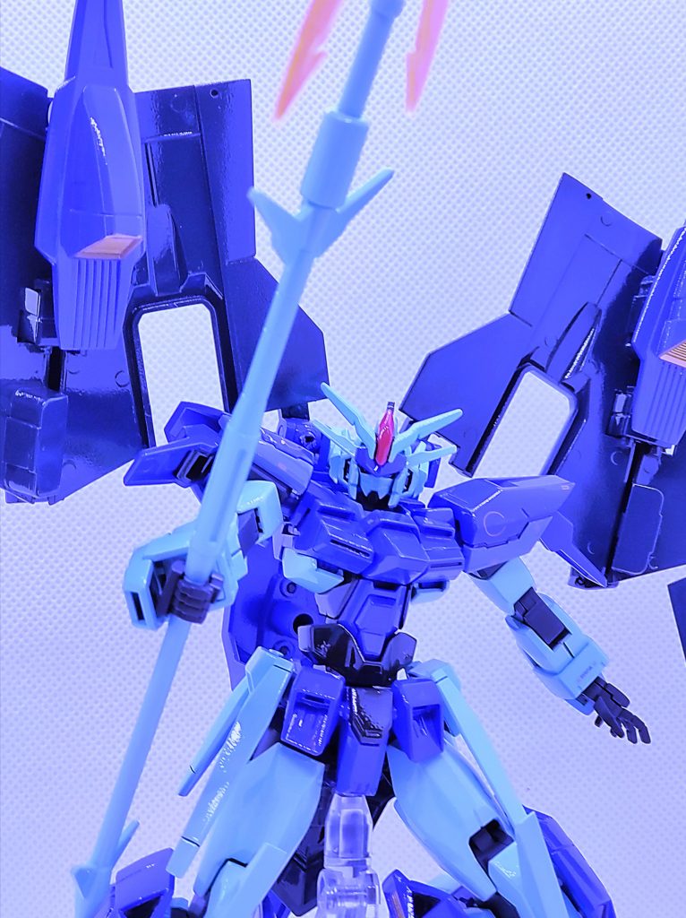 最後にG-UNIT機搭載のPXシステムとAGE-FXのFXバーストを組み合わせた必殺技風に!名前はFPXバースト、とかかな?GBNが実在したらこういうのがもっと捗るのですが…これからの技術に期待したいですね。あといつかジェミナスに続き、ガンダムグリープやハイドラガンダム等G-UNITの最新キットも出ますように。最後まで見ていただき感謝です。ありがとうございました!!