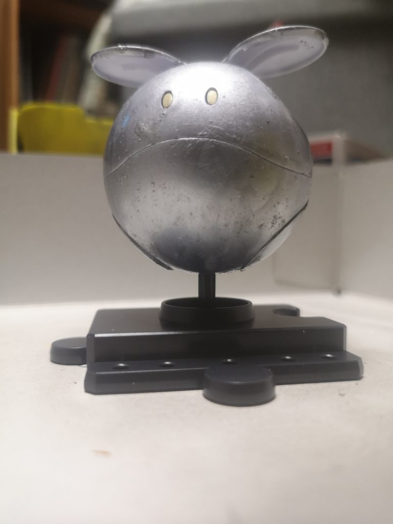 ハロだけ質感を変えるためアクリジョンを重ね塗りしてます。おかげで望み通りのザラザラ感を出せました。