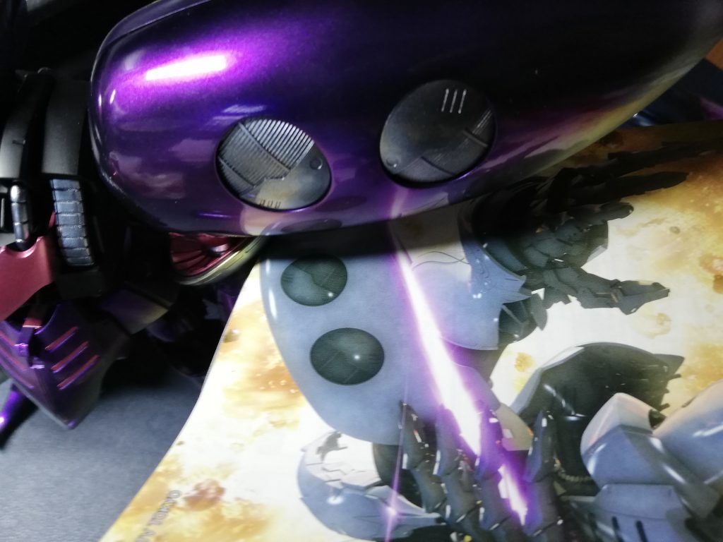 説明書が反射して見えます