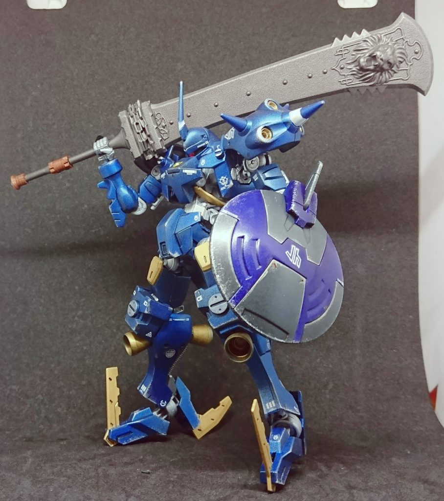 ちょうど良い感じのが有ったので、大剣装備