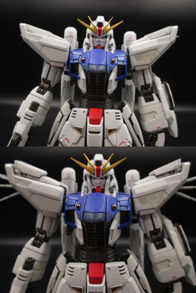 上が通常状態。下の写真がリミッター解除状態です。肩の装甲を上にスライドするようにし、チラ見えする内部にもディテールを追加しています。　因みにスライドは差し替えなしで再現しています。巷では長すぎるといわれる胴ですが、更に延長し今風のプロポーションを目指しました。
