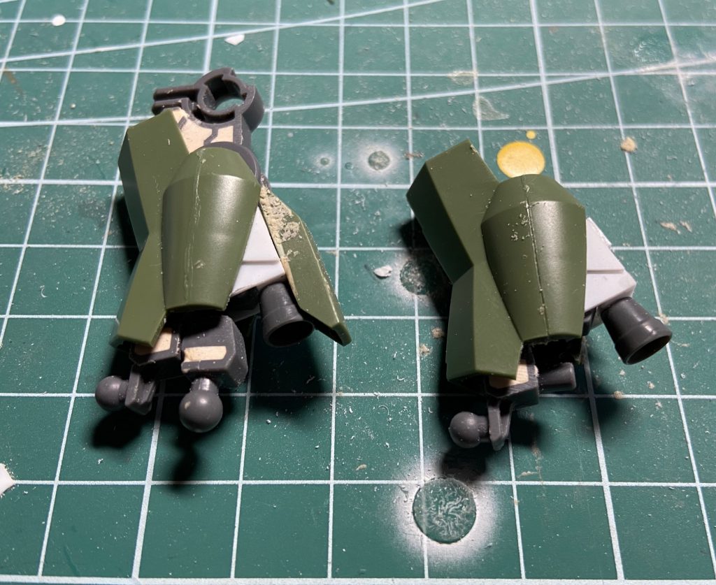 きつめに入るよう調整。