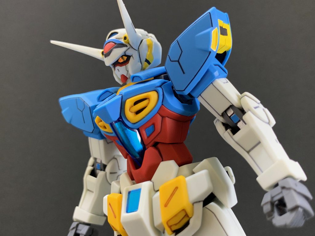 クリアパーツの裏打ちはガンダムマーカーEXのシャインシルバーを使いました。