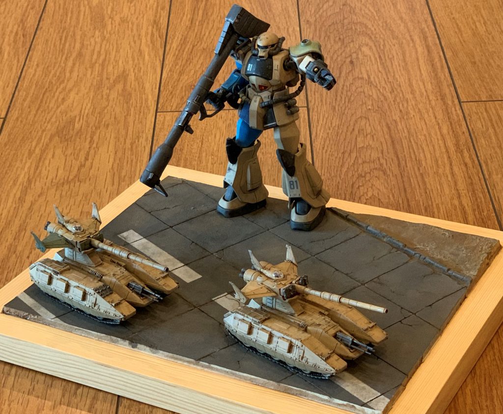 4体置くにはちょっと狭すぎたので交代交代です。