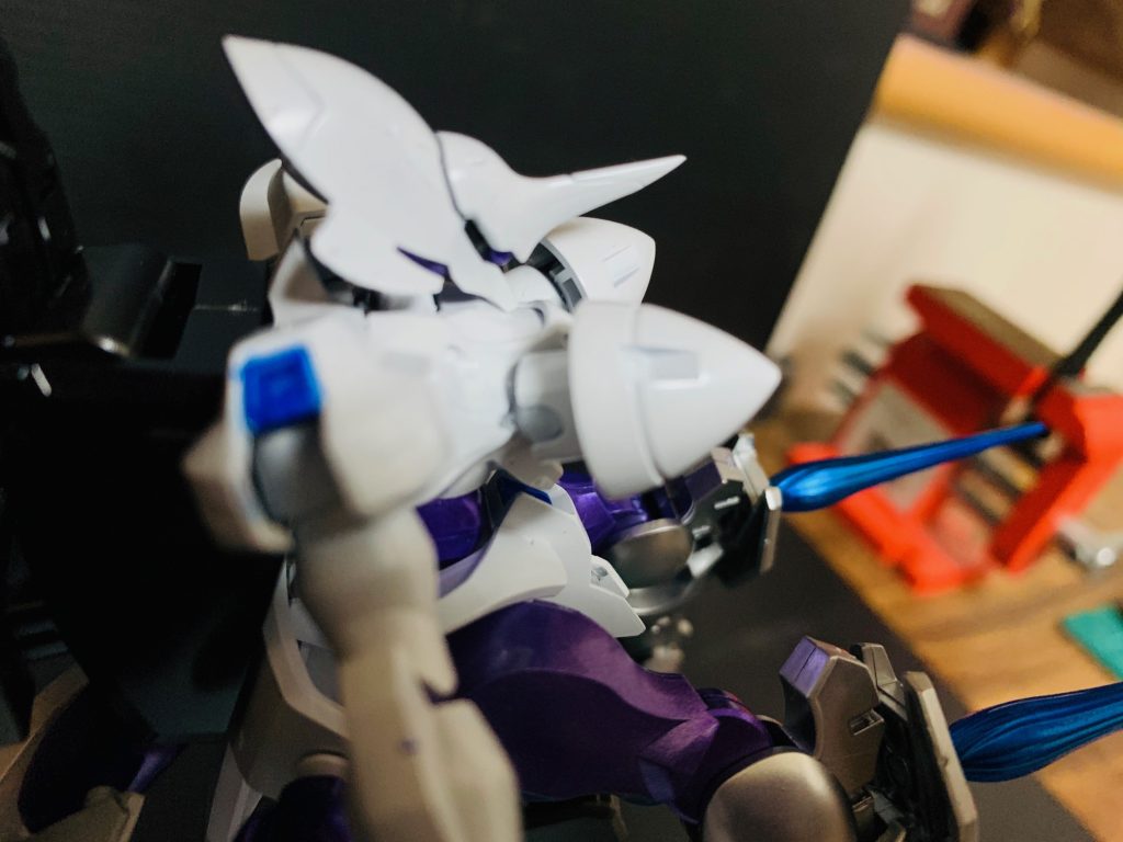 π陽炉もとい太陽炉はポールジョイントなのでフレキシブルに動きます!バインバインです!!