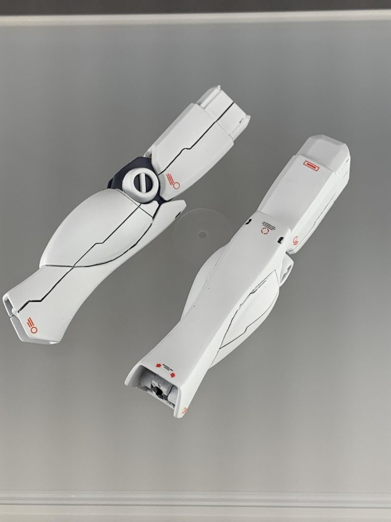 ジムのスネとのミキシングはポリパテを駆使してます。