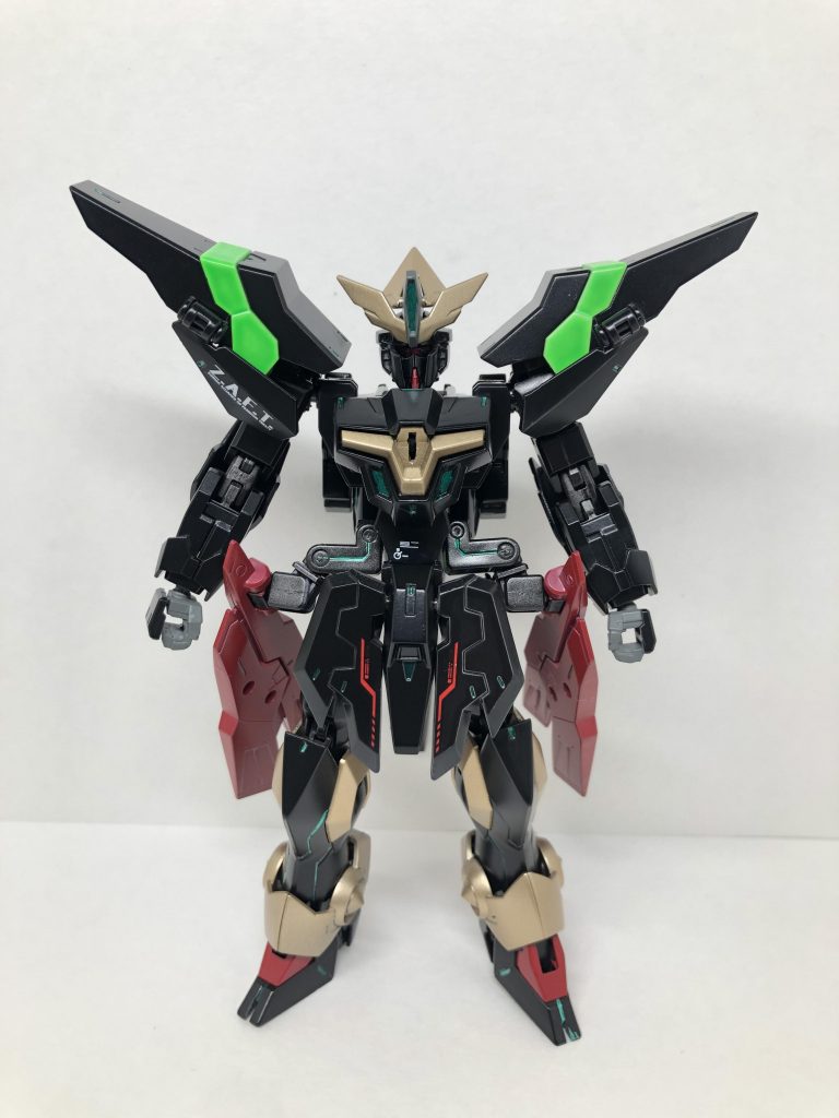 正面写真です。ゴールドフレーム天を参考に黒基調でまとめました。