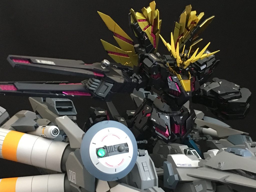 支援機「ナグルファル」は、基本、ジンネマンが操縦。でも、実はアルベルトも操縦できるよう、オート操縦機能が隠しプログラムとして設定されていたり(妄想☆彡)。