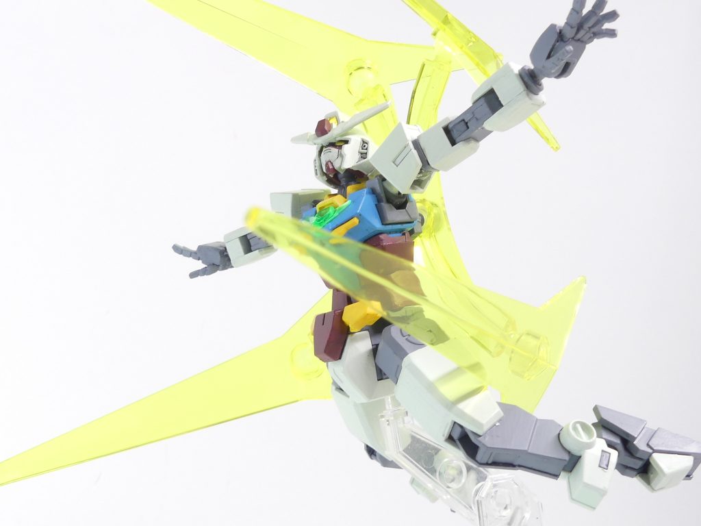 第111改「エピローグＩ：マジックタイム」奇跡は、起こるもの。そうでしょ？～バー・「アルケミスト」。アルザス・リースリングと皆で飲み会～ま、･･･色々あったけど。みんな、お疲れ。ミッションとしては･･･成功したわ。サラハチは「ビルドデカール」の緊急定着を完了、今は･･･うん、新しい「身体」で家の中を飛び跳ねてる。普段はＥＬバースセンターでそのＥＬダイバーにあったボディを作ったりしてやるものだから、あたしとしてはこれっきりにして欲しいんだけどね。･･･なにに定着させたかって？それは、内緒。いまは、一応「元に戻った」ＧＢＮで飲みましょ。思いっきり。壊れちゃったガンプラの分も。･･･それにしても、フレディ君は無事に「帰れた」かな。ヒロト達が使った「ビヨンドパワーゲート」。要は「量子ワープシステム」なんだけど。そもそもエルドラは実体復帰できるのかとか、そういうことは置いておいて･･･一応、あたしも似たものはテストしているのよ？ユニバースブースター。あれが作る「プラフスキーパワーゲート」。あれってプラフスキー粒子性の「ゲート」を作って、粒子加速とかそういった物に使う･･･って言われてるわ。もっとも、こっちは「ビルドファイターズ」世界じゃないから、ＧＢＮでどう機能するのかは当時のあたしには解らなかったんだけど･･･ 