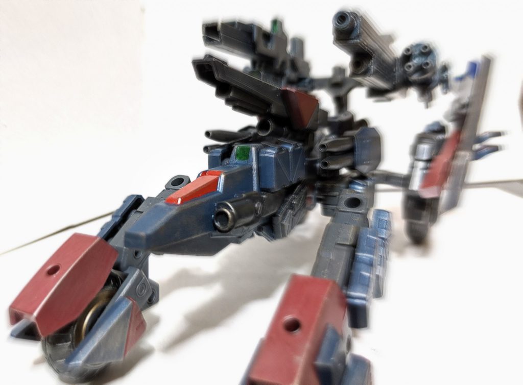 以上、ガンミリアスでした。たまにはこういうMS以外の機体を作るのも面白いんじゃないかと思い作った一品でしたが、相変わらず何だか凄い物が出来てしまい我ながら驚きました 笑ですがベースになっているマシンライダーも改造次第では色んなものが作れるので、改造大好きな人は一度手にとってみてはどうでしょうか？