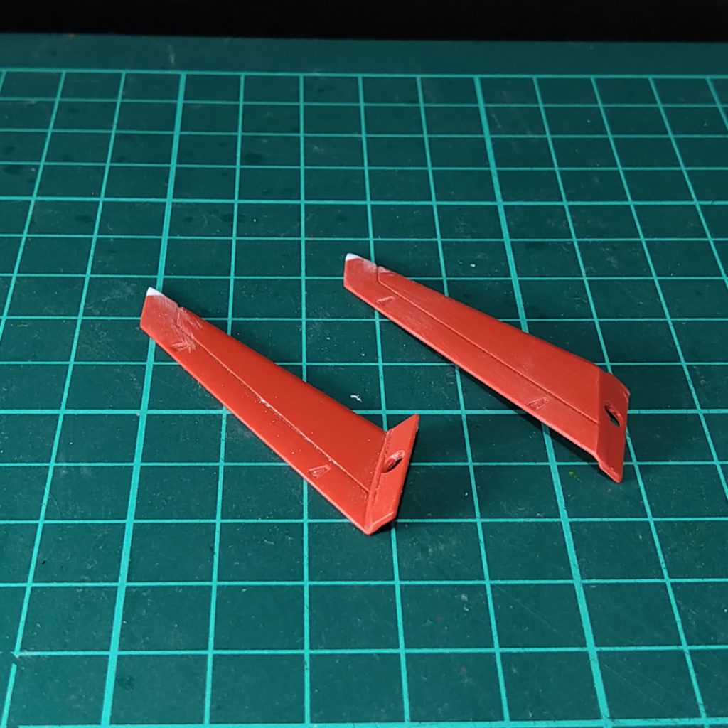 ウイングなどを鋭角化しました