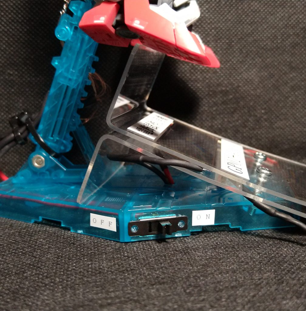 光があるたびにチカチカしてたらうっとうしいのでスイッチもつけてますw↓遊んでる動画をTwitterで上げてみたので、興味ある人は是非見てください。https://twitter.com/PlasDriver/status/1308942156204134400?s=19