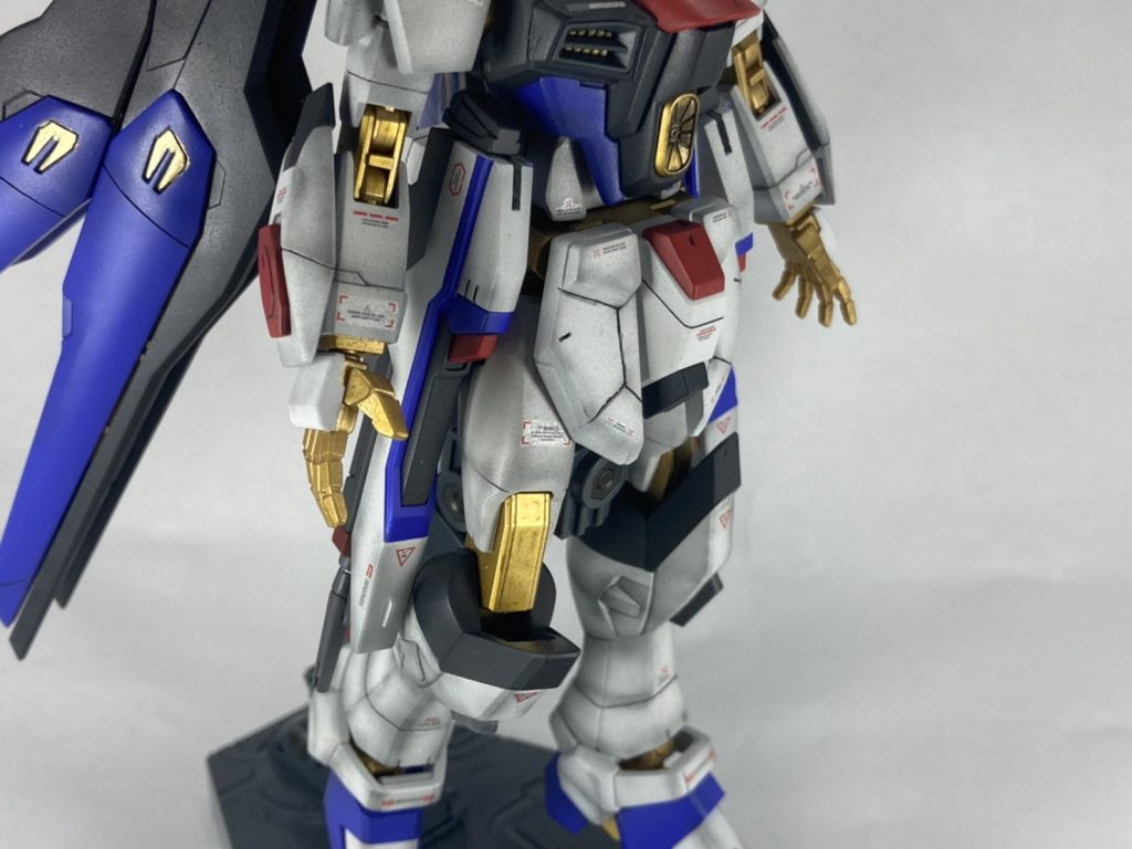 デカールが一部浮いてしまっているのも反省点の一つです・・・