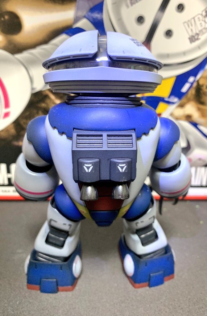 背面シンプルな仕上げにしています。