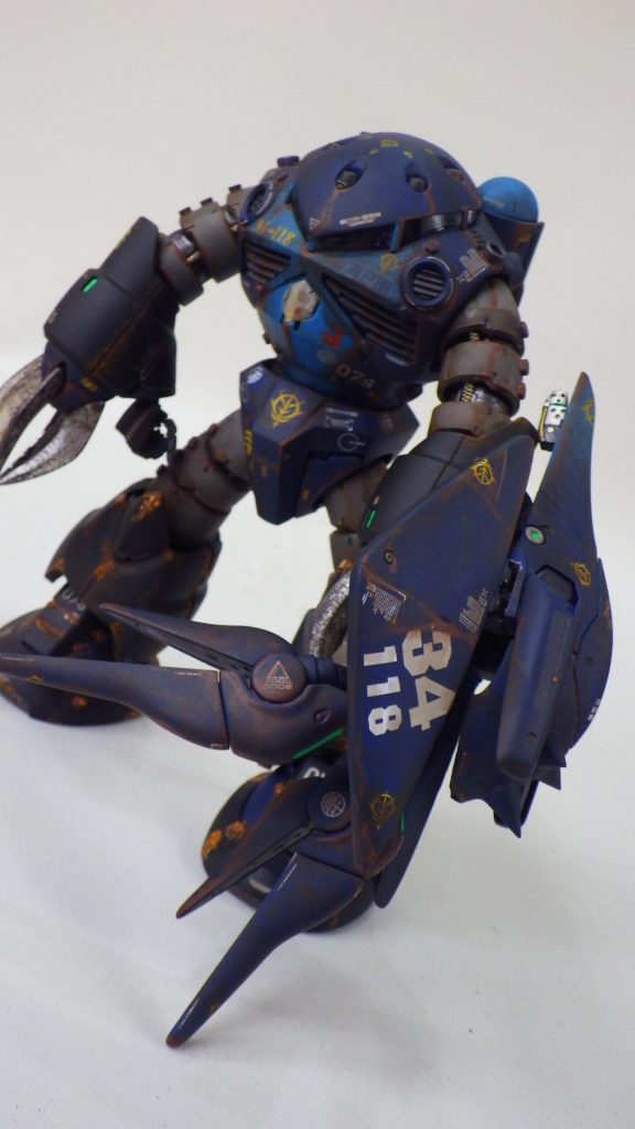 ついでに設計段階にあったヴァル・ヴァロのミニチュア版をサイコフレームで作り、これを追加武装として使用。