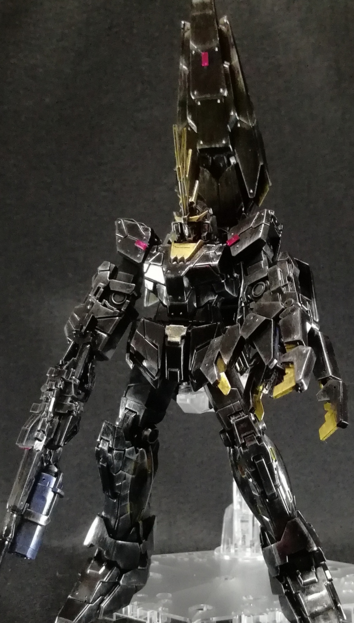 黒光りバンシィ メッキ調｜避雷針さんのガンプラ作品｜GUNSTA（ガンスタ）