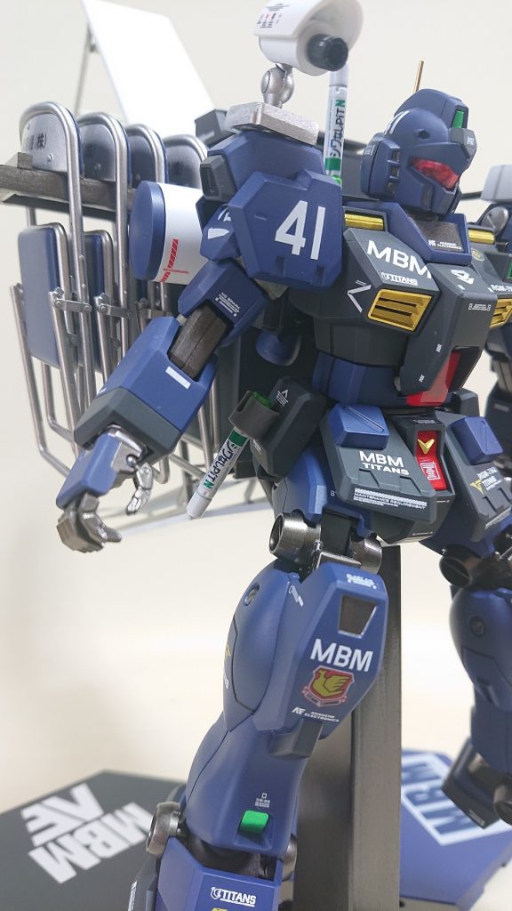 ビームサーベルの柄はPITのり。