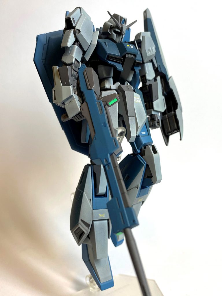MSZ-006-3 Ζガンダム洋上迷彩試験仕様【いつもの妄想】一般にΖガンダム3号機と呼ばれる、カラバにおいて評価試験を受けていたΖガンダムの内の一機。可変MSを、「MSとして使用可能な航空戦力」と捉え、ガルダ級を母艦とし海上で運用することを想定した「洋上迷彩塗装」が施されている。