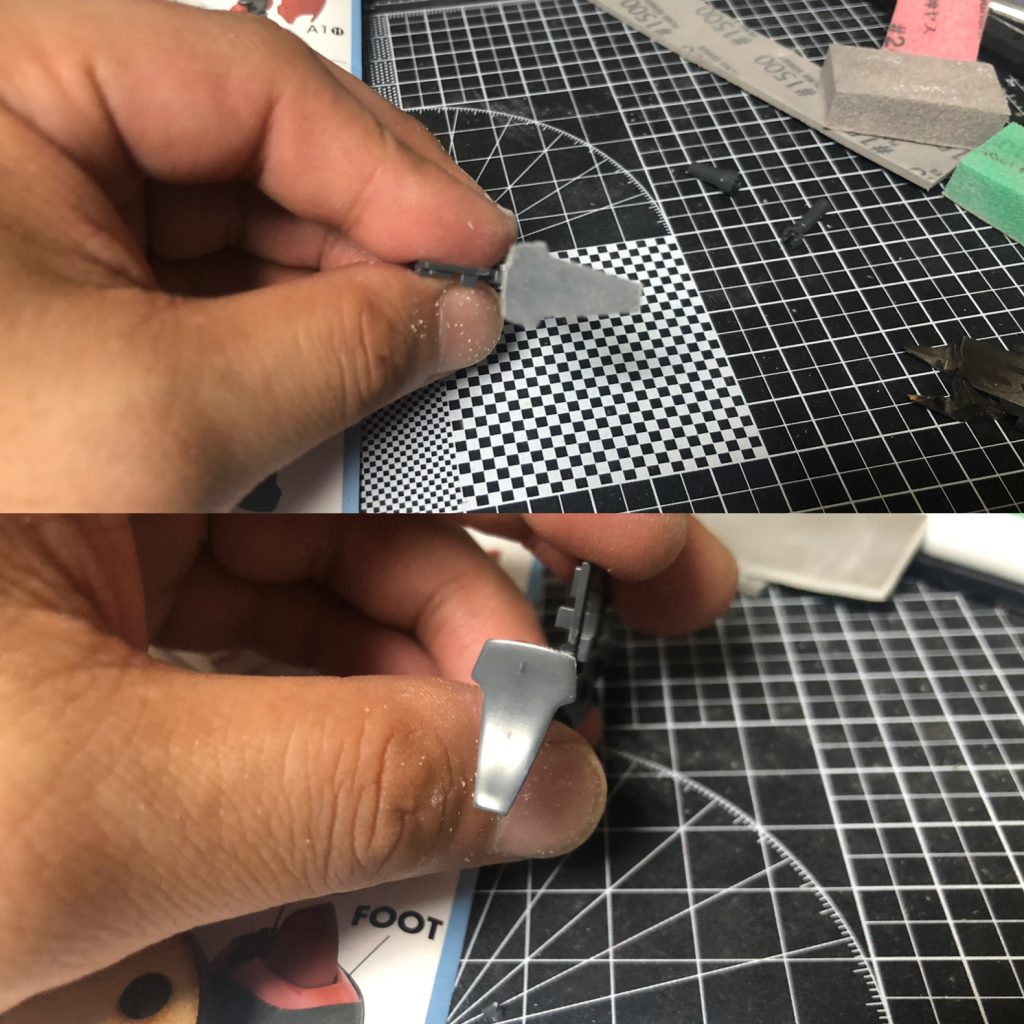 マシンガンの後ろの画像。話飛ぶようですが、コレの前に一番くじのE賞エントリーグレードガンダム作ってました。クリアパーツキットをキレイに作るというテーマで作ってたんですが、最後の方でパーツ失くしました。なんとなくリベンジしたい気分だったので表面処理にこだわろうと思い、120〜10000でヤスリがけしました。上が120。下が10000。およそ8割くらいのパーツを処理。失くしたのがホントに悔しかっただけでここまでしなくてもよかった。