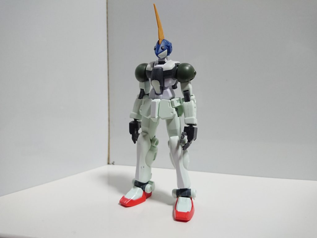 モールドを埋めたり角を落としたり丸みを増やし始めた状態