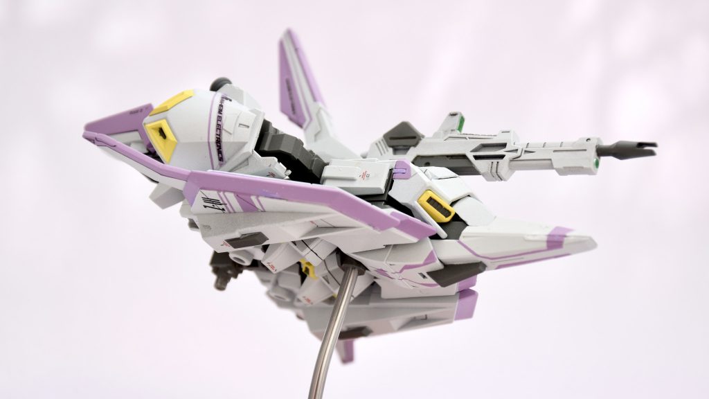 ラインやマーキングデカールは以前作成したMS形態に準拠してるためすごくめんどくさかったです…笑