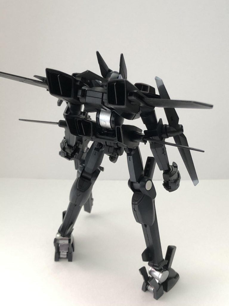 〈塗装レシピ〉・下地…黒サフ(ガイアカラー)・グレー1 …ミッドナイトブルー(クレオス)・グレー2…佐世保海軍工廠標準色(クレオス)・白…ウォームホワイト(ガイアカラー)・シルバー…EXシルバー(ガイアカラー)