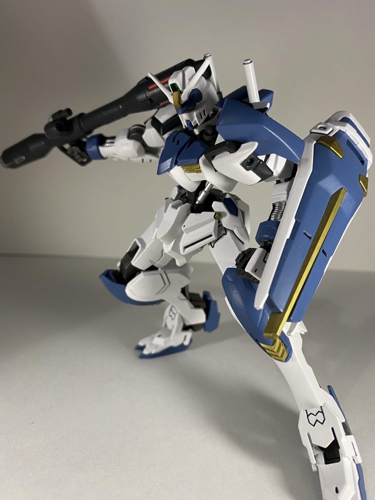 【337mmプラズマサボット・バズーカ砲 トーデスブロック】高火力のナパーム弾を搭載し、ナノラミネートアーマーを焼き尽くす対ガンダムフレーム用装備。