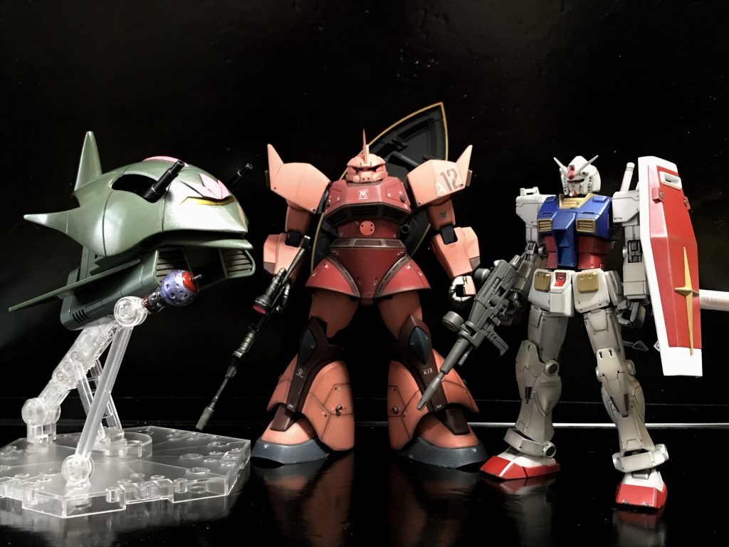 ララァ、シャア、アムロの3人で遊ぶことができて大満足です(^^)