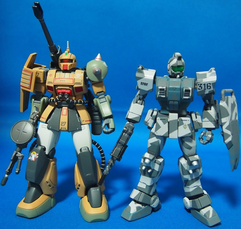 『08小隊』におけるライバル(?)である陸戦型ジムと並んで。陸ジムは都市型迷彩風に塗っています。