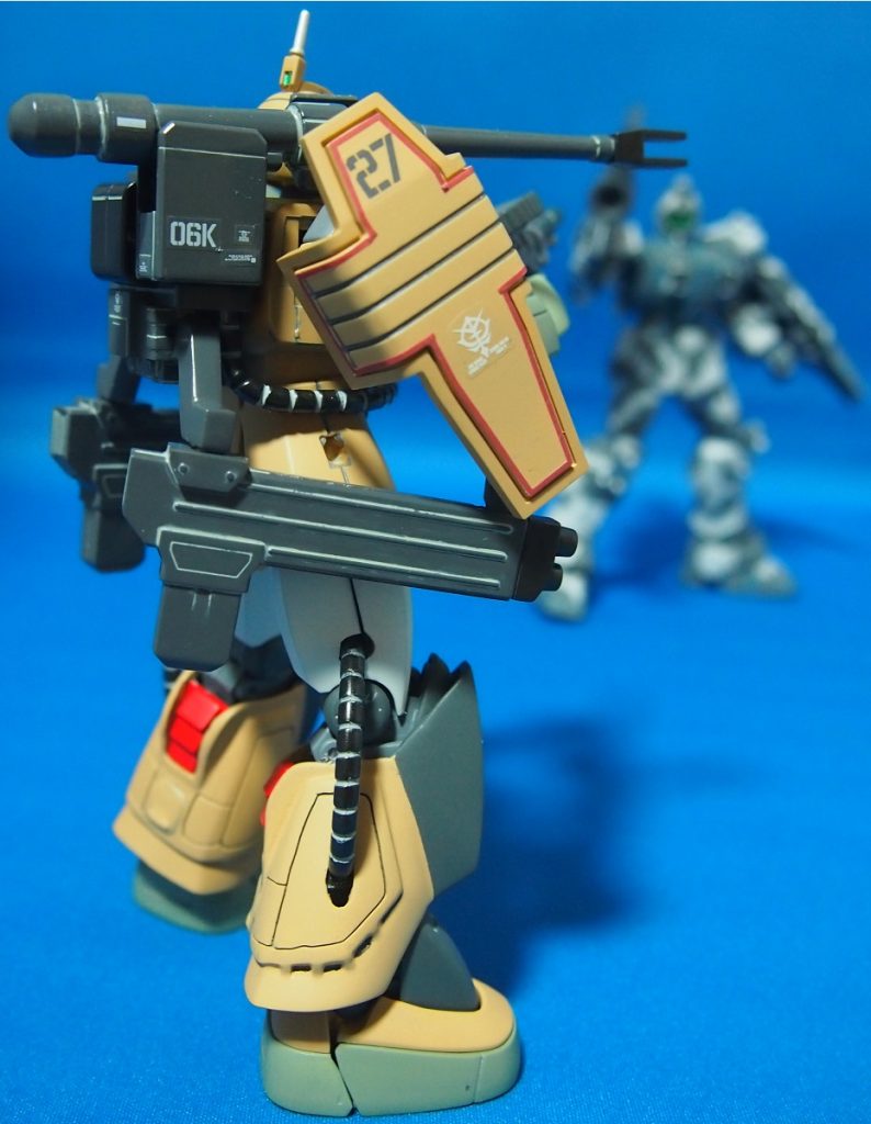 戦闘開始!ライフルを撃ち合い・・・