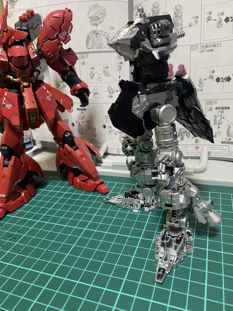 塗装途中の工程の写真を撮り忘れていました。塗装も終わり、組む工程。なかなかイメージ通り。