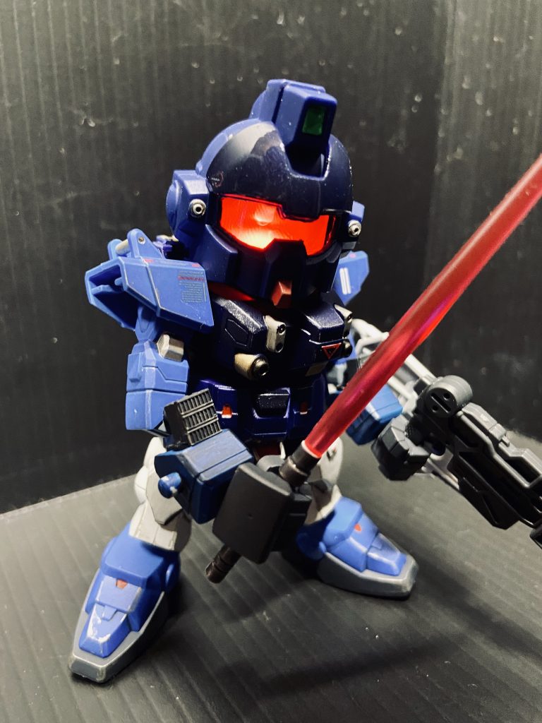 EXAMシステムブループラネッツシステムの暴走が起きると頭部なし機体の再利用ではなく、機体利用のための頭部切断が発生する。発動条件は開発者、ミズノ屋の気まぐれであり非常に不安定である。