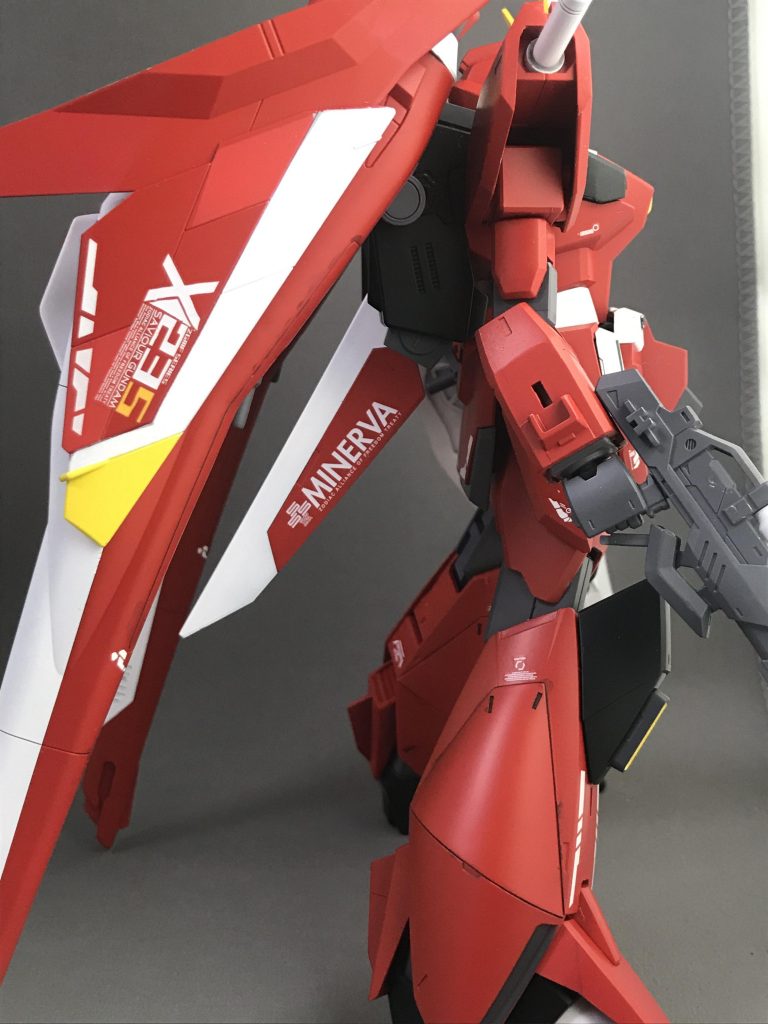 GHLのデカールを使用。セイバーはデカールもほぼ出てないので非常にありがたい…!