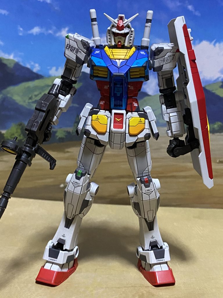 キットのパーツ数は少なめなのですが、色分けが多く、マスキング地獄でした💦