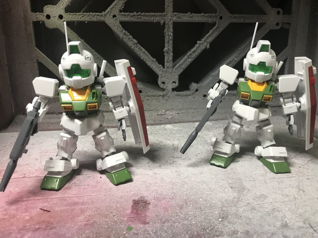 量産機なだけに2機同時進行で作成致しました。