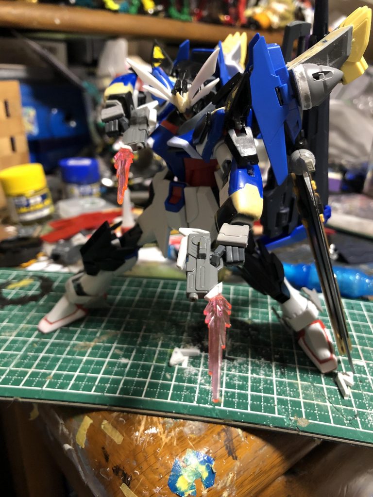 色塗る前の最後の画像なんですが今回色んなところをパテとかプラ板使って修正しております。の割には違和感少なくできたんじゃないでしょうか？