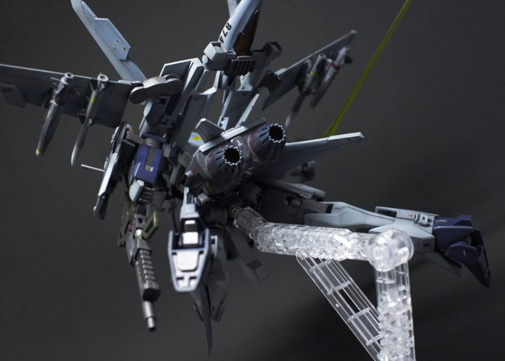 背中がカコイイ