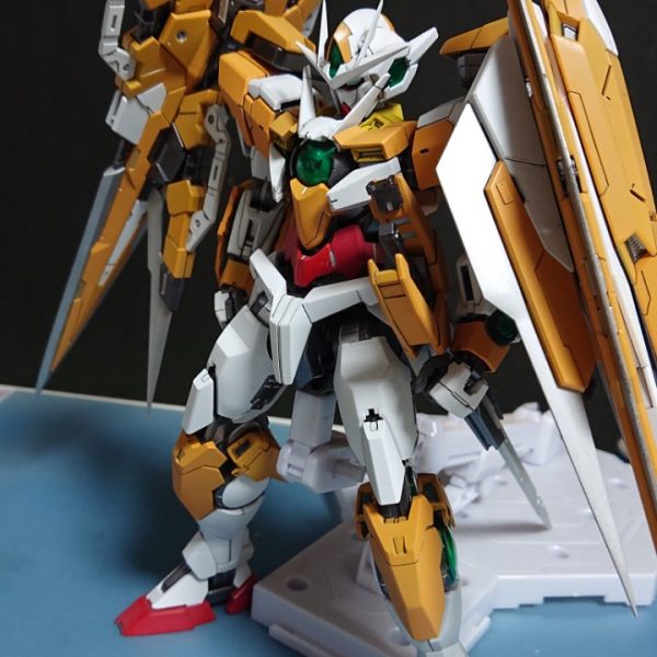 00クアンタ フルセイバー(オリジナルカラー)