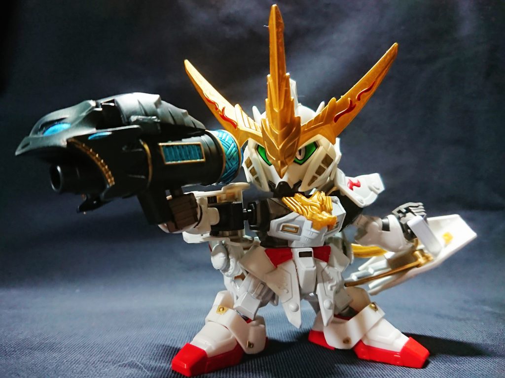 無双では一番好きなキャラクターで、個性も強すぎるため連弩砲を武器に取り入れました。最初はクラブシールドの変わりにする予定でしたが、メイスとショートレンジライフルをイメージしています。