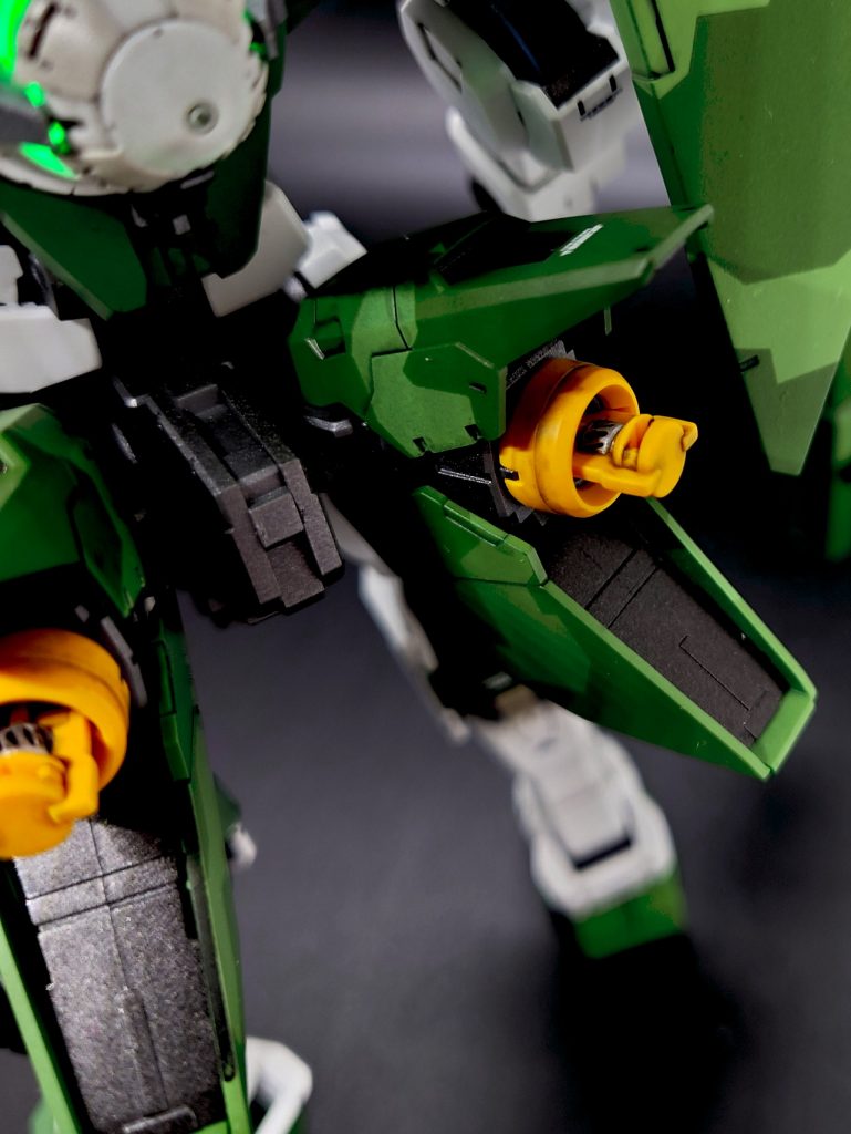 バーニア内は部分的にシルバーに塗り分け