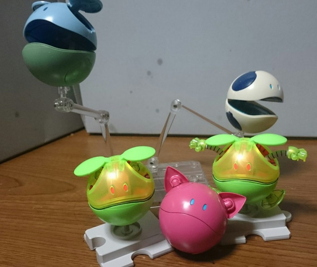 他のハロたちと