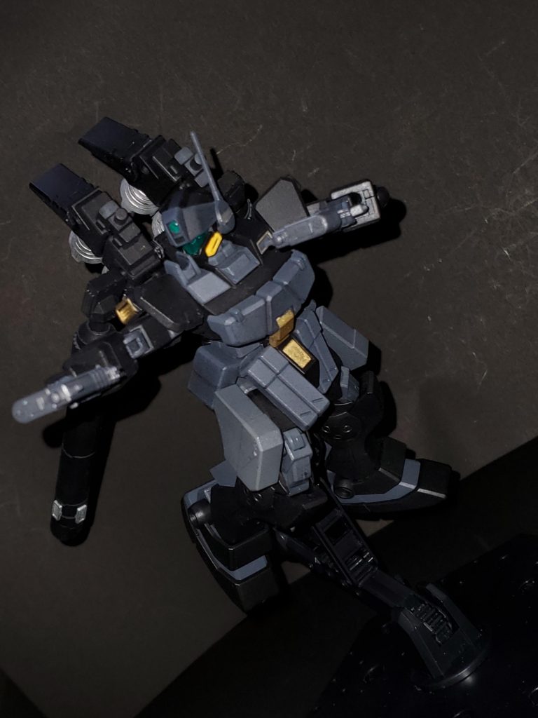 か稼働範囲は広くないのでアクションつけづらいのが難点ですけど良いキットだと思います。ジムスナイパーカッコいい。