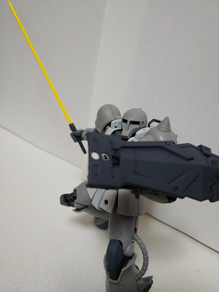 格闘武器はヒートソードではなくまさかのヒートサーベル!これが案外似合っていて、嬉しい限りです(^^)