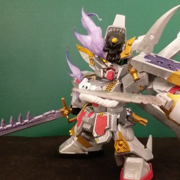 幻影銀狼驅主，幽靈武者。