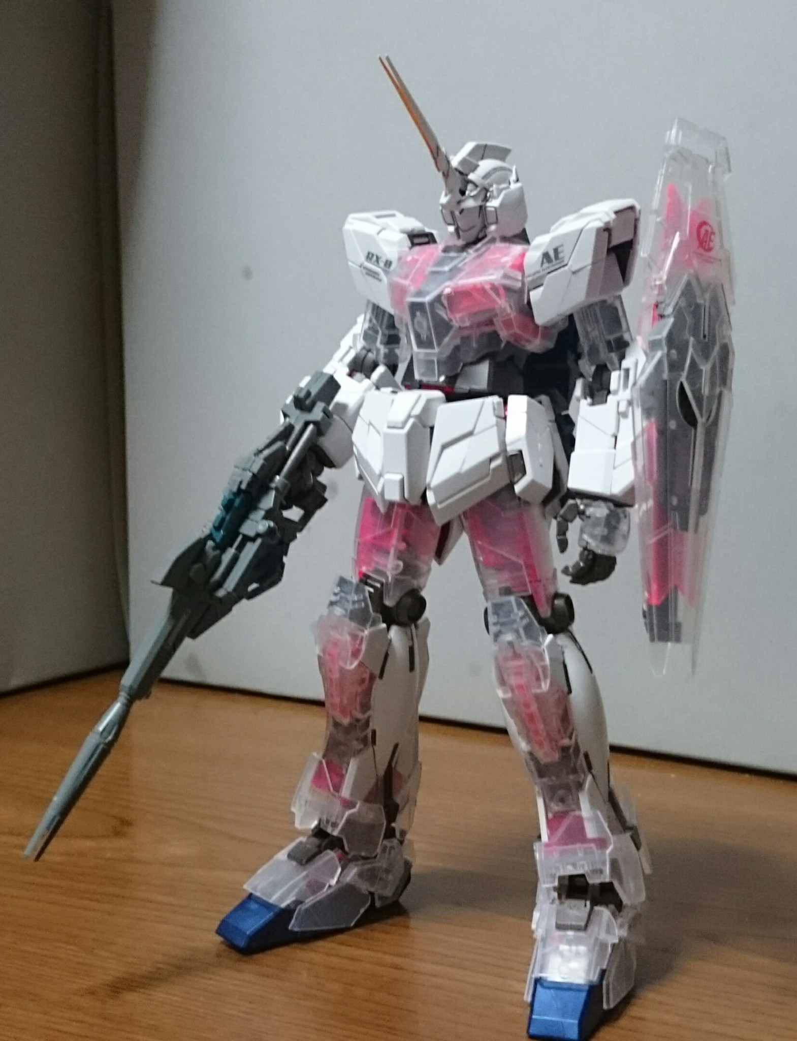 ソリッドクリア Mgユニコーン 千和さんのガンプラ作品 Gunsta ガンスタ