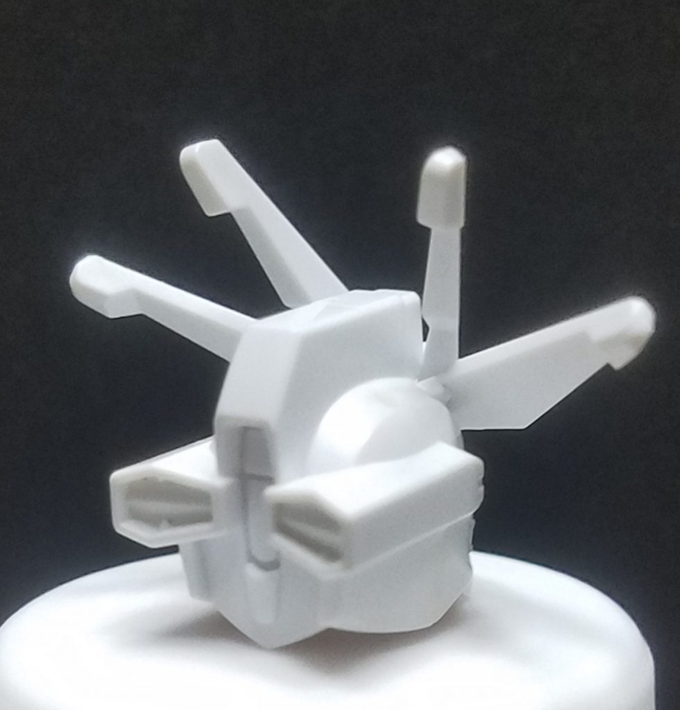 カッコいい後頭部のデザインなかなかジムっぽくなったかなと。フレイムフェーダーの予備ヘッドとか？ノーザンポッドのジム顔はSEED系と相性がいいので、連合系オリ量産機作るにはもってこい。何らかの参考になれば幸いです！ 