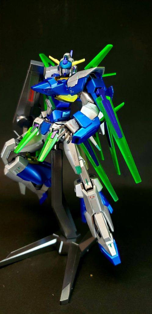 その真の機能は、Cファンネルを通してキオの想いを量子化し、人々に伝えることであるとされている。ヴェイガンギア・シドとの最終決戦では、ダークハウンドのドッズランサー、レギルスシールド、ダイダルバズーカ、両腕に固定したシグマシスキャノンを装備して出撃する。