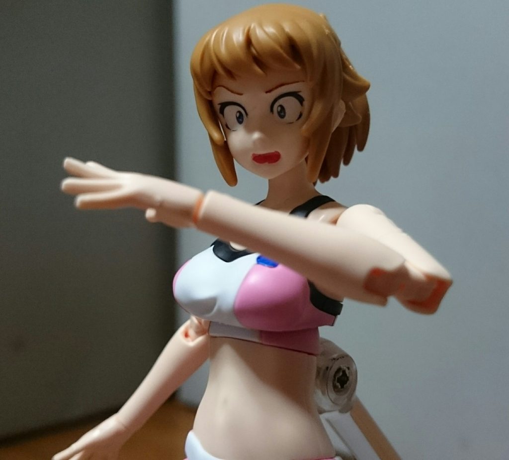 ・表情「驚愕」大口を空けて目を見開いてるっスね。口の中もデカールやシールは用意されてたんスけど、自分はガンマカで塗装してるっス。ちなみに目、眉、口(驚愕のみ)の他にも頬のチークもシールorデカールで再現出来るっス(自分は未使用)ちなみにこのキットは一部にアヤメさんのパーツを使用しており、アヤメさんのパーツが余剰として結構出るっス。なので……