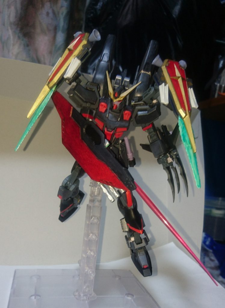 もし、GBNでこいつを使うなら、間違いなくミラージュコロイド展開後の偵察からの奇襲戦法で、敵陣を乱すといった戦法になるでしょう。以上です。最後までのご閲覧ありがとうございます。