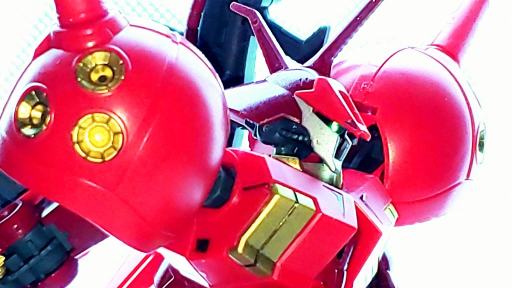 カラー変更したフェイス部分です。マスキングに苦労しましたw 